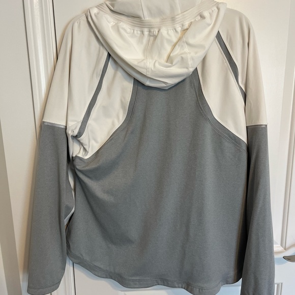 **ATHLETA** W size XL Hidden Hood Jacket - Picture 4 of 8